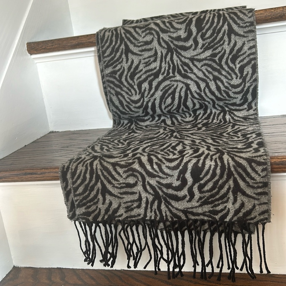 Scarf - New